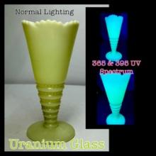 Heisey Custard Uranium Glass Vase - Very Radioactive - Glows Insanely Bright
