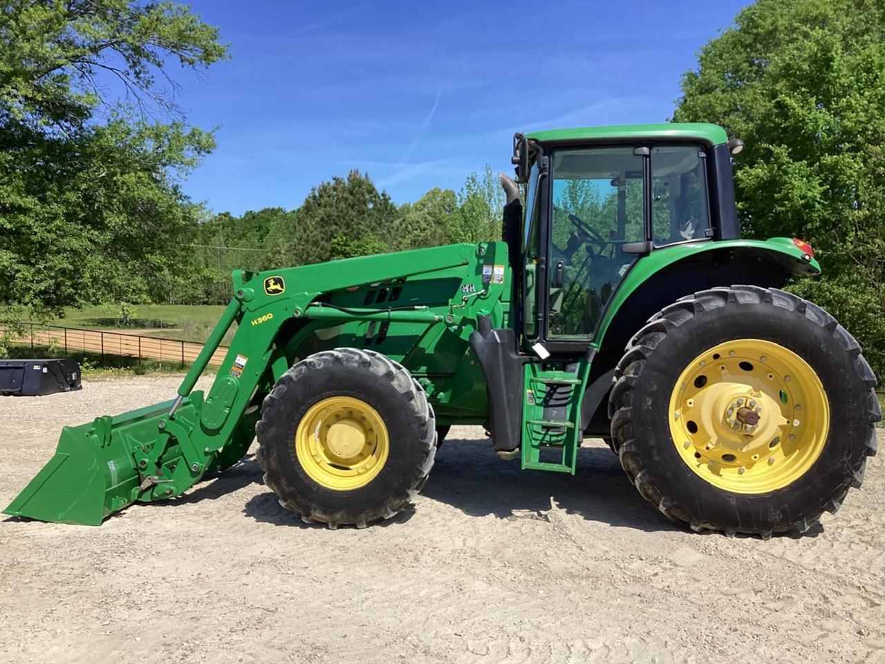 John Deere 6150M MFWD Tractor W/ JD H360 Front Loader