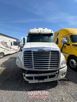 2014 FREIGHTLINER CASCADIA TANDEM AXLE SLEEPER