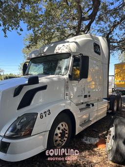 2015 VOLVO VNL TANDEM AXLE SLEEPER