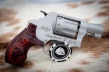 Smith and Wesson, model 317-2,  Lady Airlite, 22 LR, 8 shot, serial number CFS1257