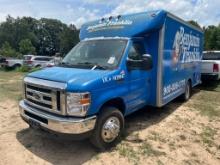 2018 Ford E-350 Super Duty Box truck 220K Miles runs & drives Clean title Vin#34448