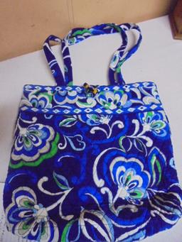 Ladies Vera Bradley Purse