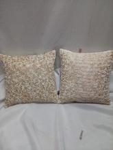 Small Decorative pillows, gold and white
