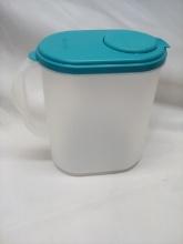 Sterilite 1 gallon pitcher