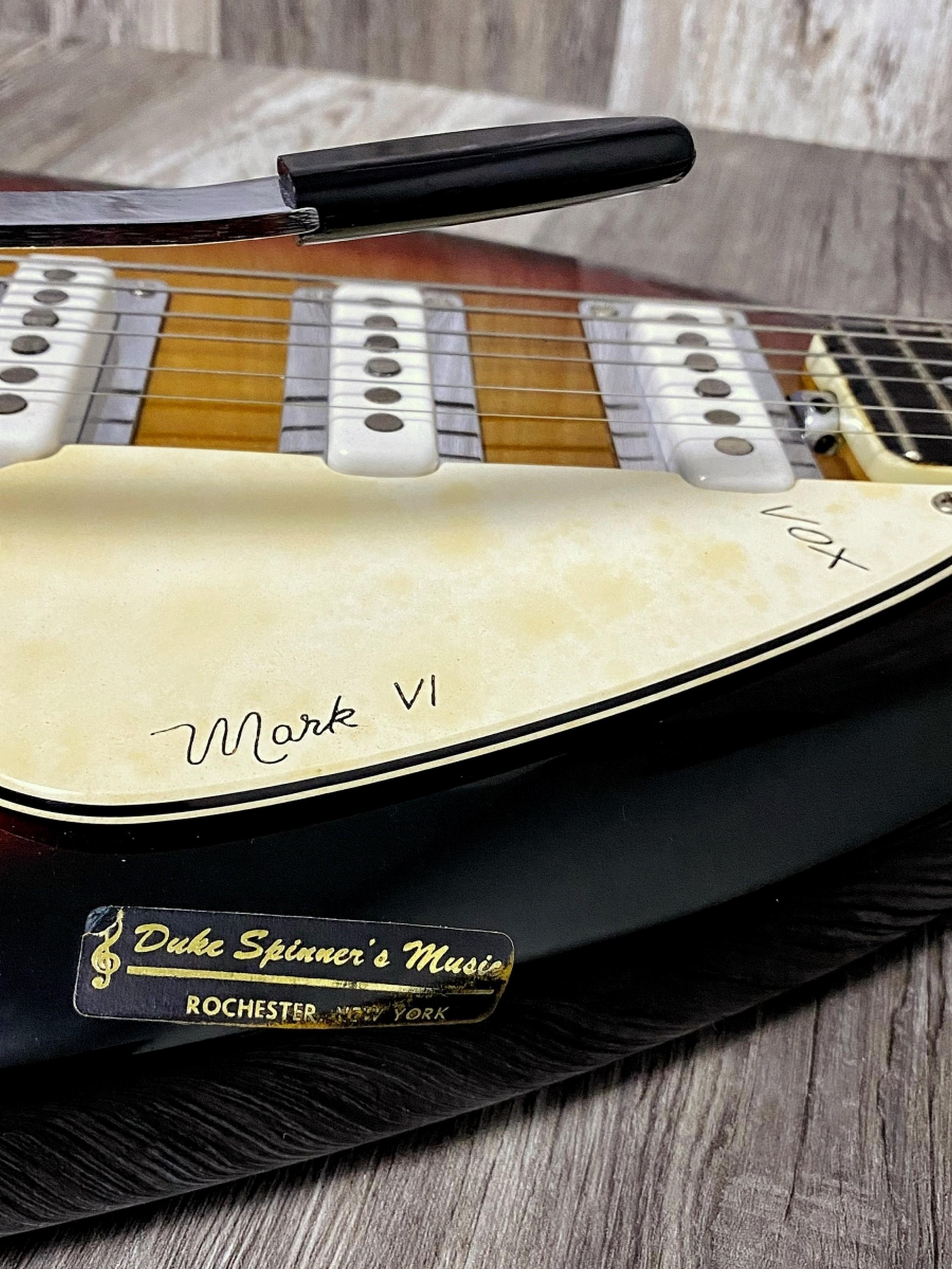 1965 Vox MVI Teardrop Electric Guitar Hard Case