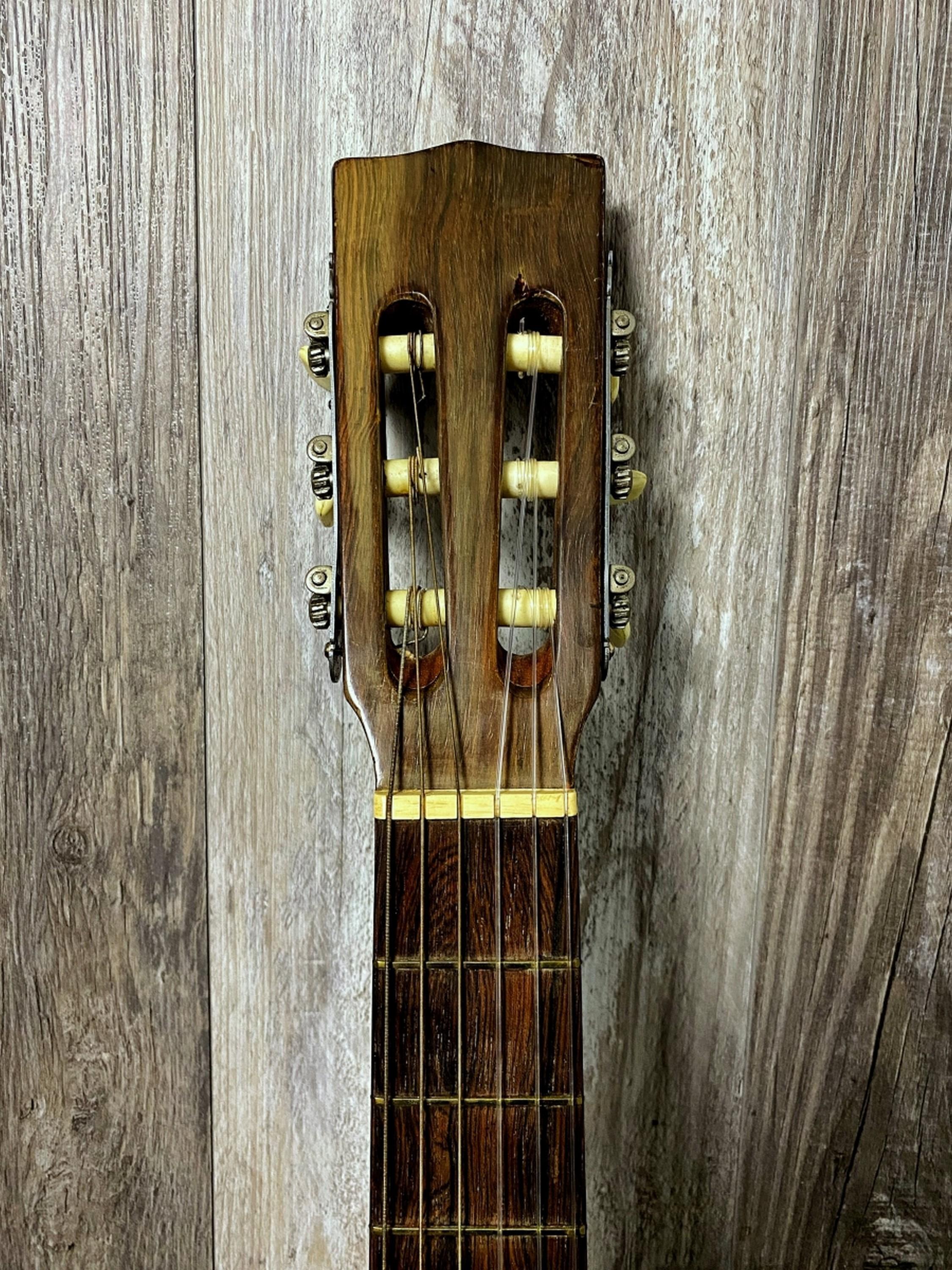 1969 Sority Classical ACC Guitar Hard Case
