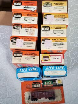 60 Vintage HO Train Cards, Most in Original Boxes