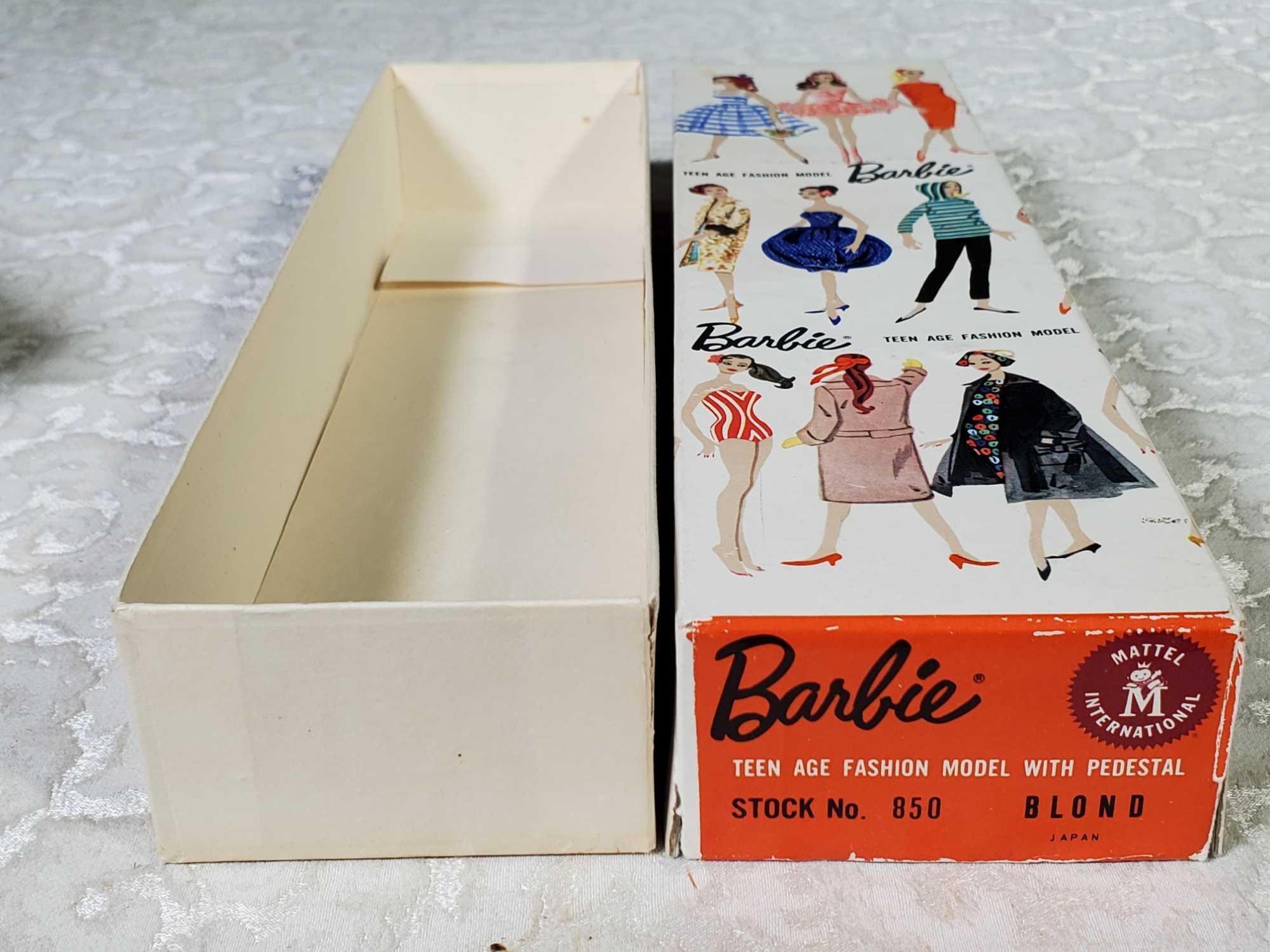 Lot Of 4 Children Books And #4 Barbie In Original Box And Clothes