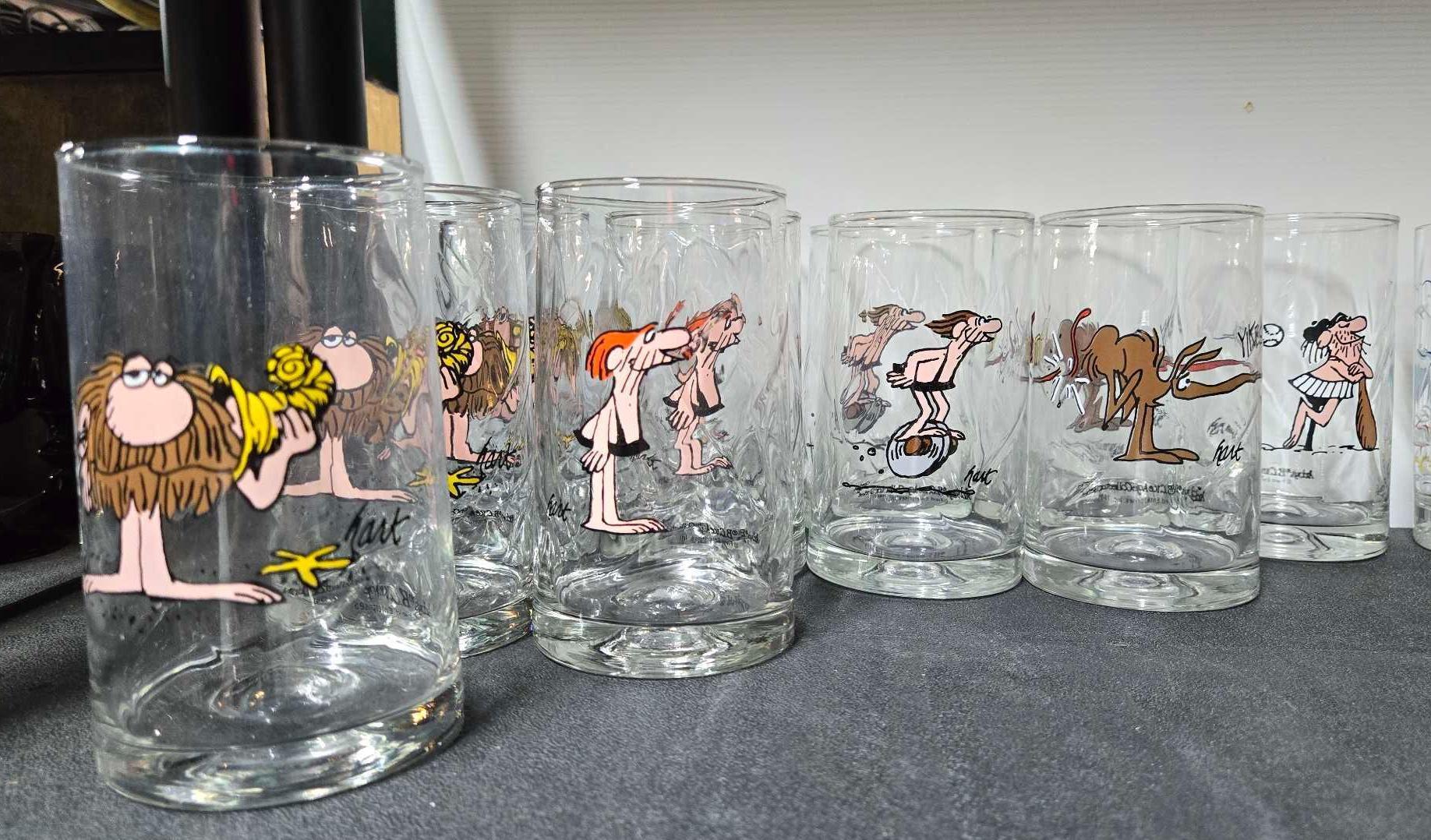 Set of 18 Stella Artois Beer Glasses Plus Arby's 1981 BC Comics Ice Age Glasses & More