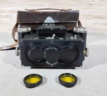 Vintage German Rollei Heidoscop TLR Camera in Leather Carrying Case
