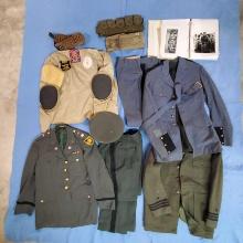 Vintage US Military Uniforms and Related Items