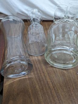 Glass lot, vases, glasses, cheese dome