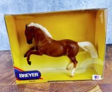Breyer Horse 949 Clue II