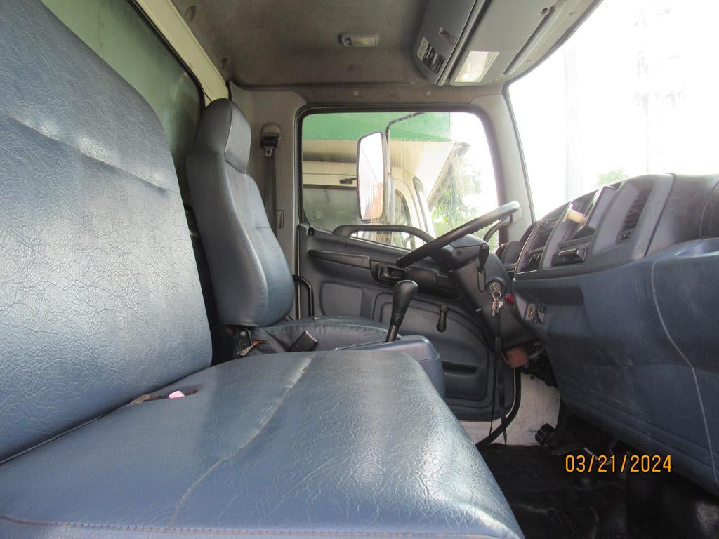 2007 Hino 268 Cab & Chassis
