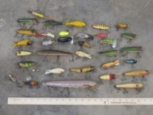 34 Old Fishing Lures, Some are Wood (ONE$)