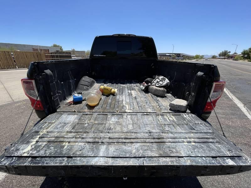 2017 Nissan Titan SV 4 Door Crewcab Pickup Truck