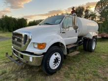 2007 Ford F750 Water Truck