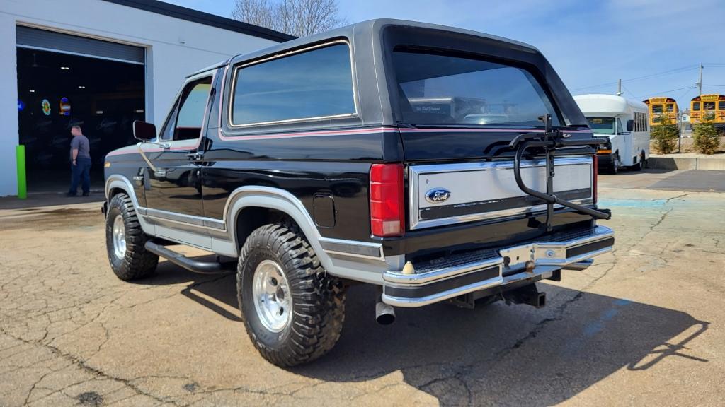 1986 Ford Bronco Eddie Bauer Edition