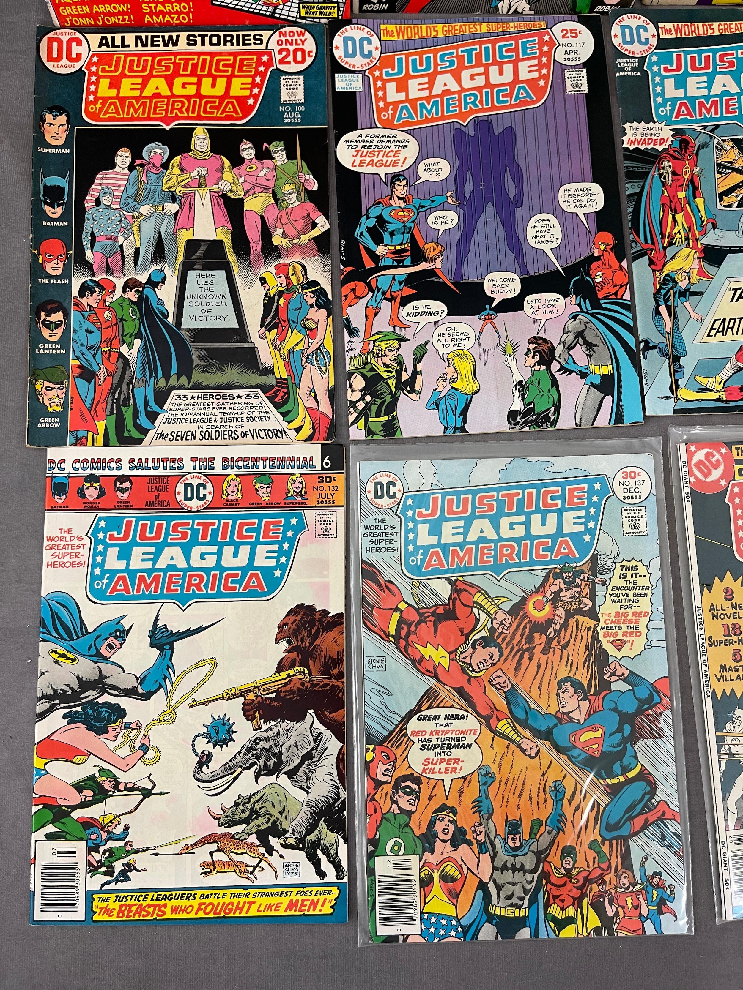 Justice League of America Marvel DC Comic Book Collection Lot of 12