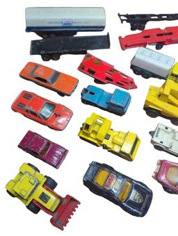 Assorted vintage die-cast cars