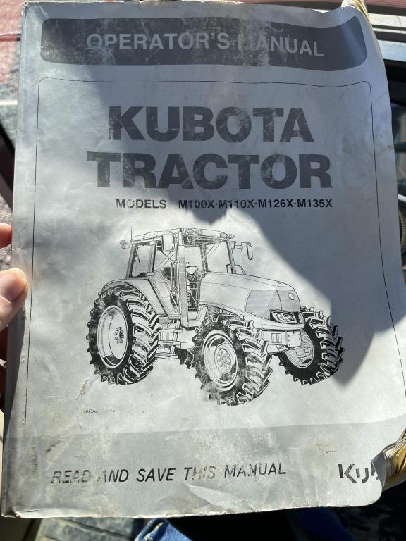 Kubota M126X tractor