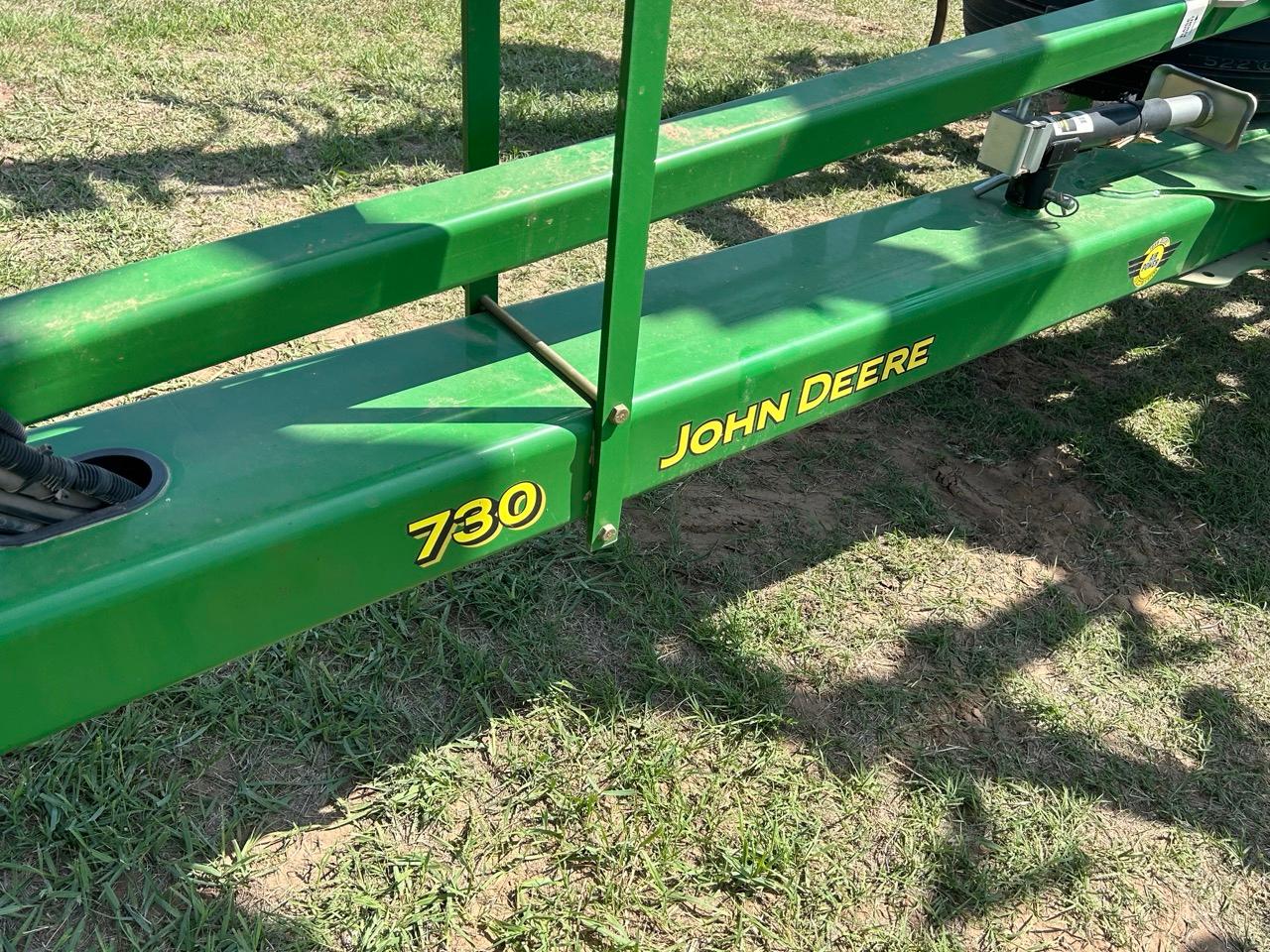 2017 John Deere 730
