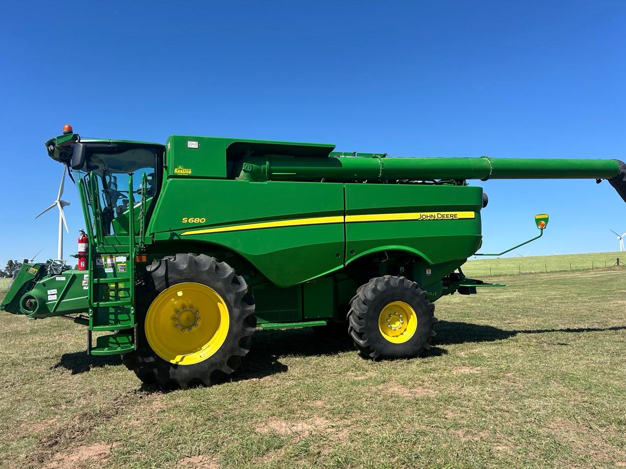 2016 John Deere S680