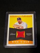 2009 Topps Heritage #CC-KY Kevin Youkilis Clubhouse Collection Relics Red Sox