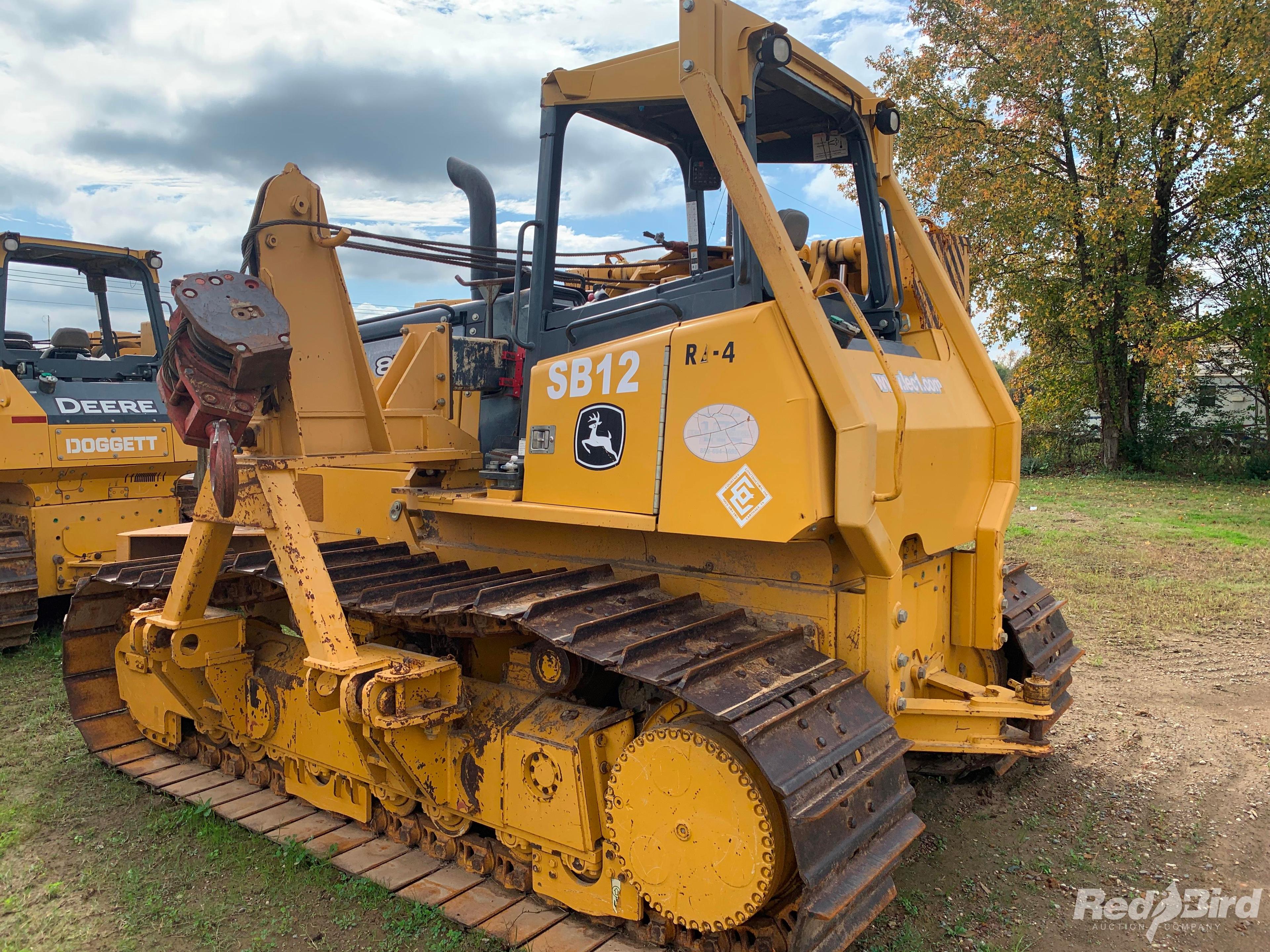 JOHN DEERE CRAWLER PIPE LAYER