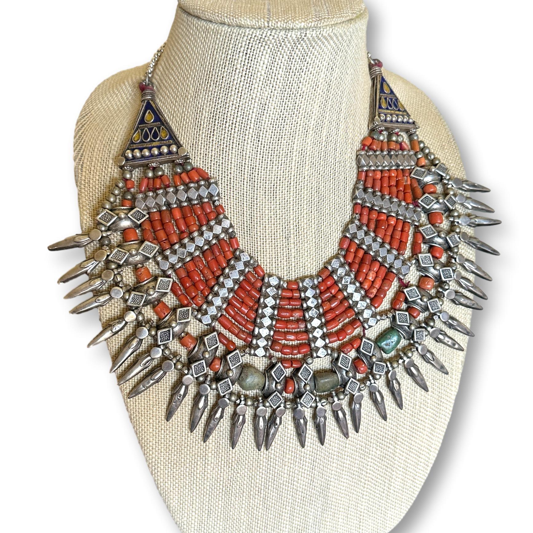 Vintage Tribal Coral and Silver Alloy Necklace