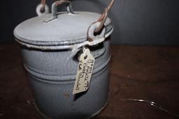 Grey agate berry bucket