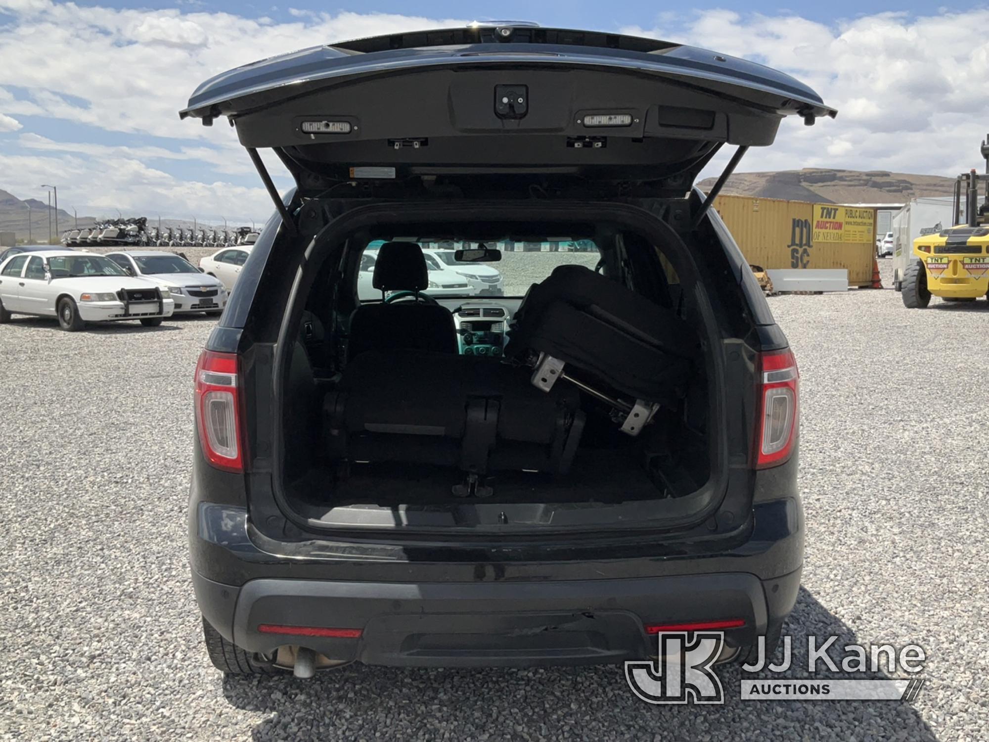 (Las Vegas, NV) 2013 Ford Explorer AWD Police Interceptor Interior Damage, Rear Seats Unsecured, No