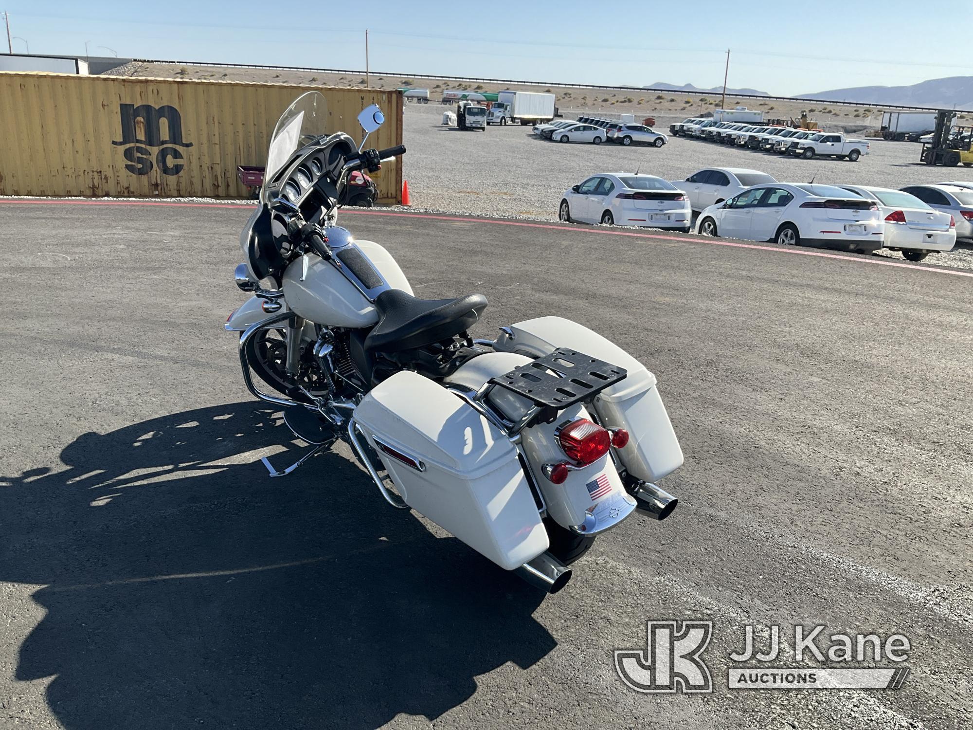 (Las Vegas, NV) 2018 Harley-Davidson FLHTP Police Runs & Moves