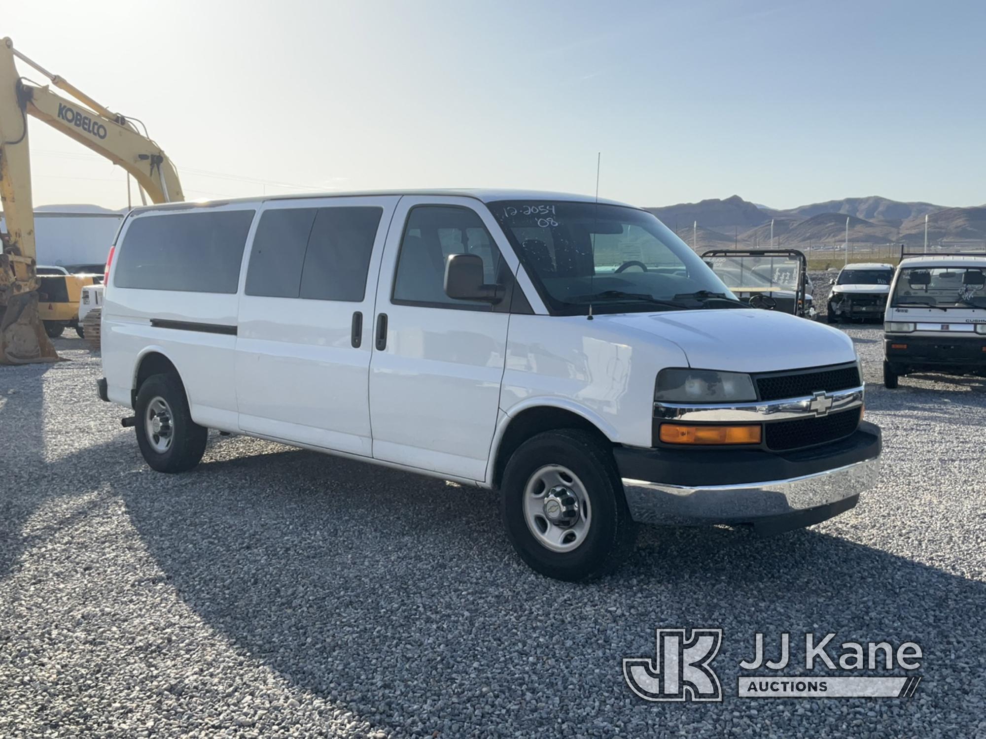 (Las Vegas, NV) 2008 Chevrolet Express G3500 Extended Van Runs & Moves