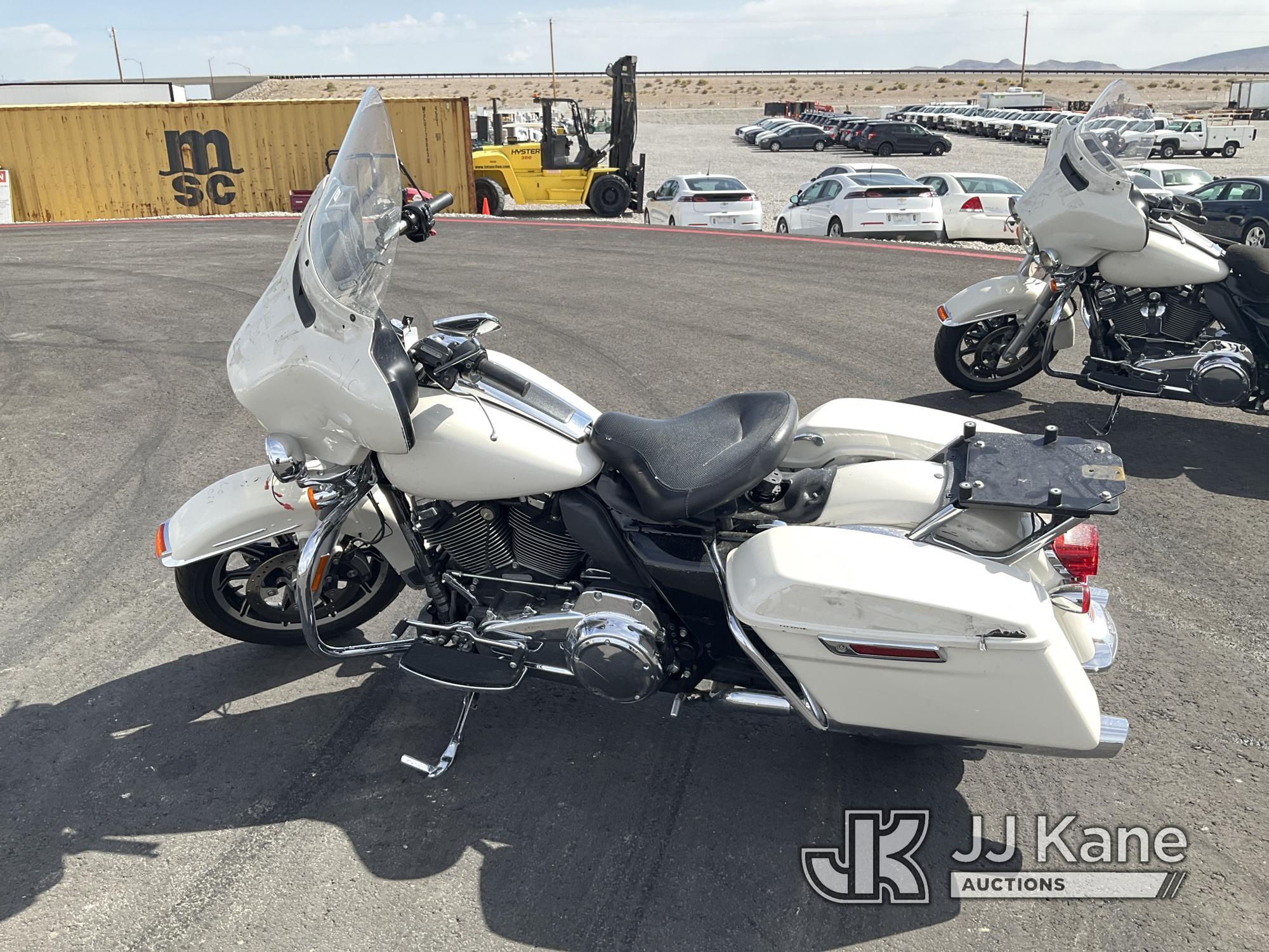 (Las Vegas, NV) 2018 Harley-Davidson FLHTP Police Missing Mirrors Runs & Moves
