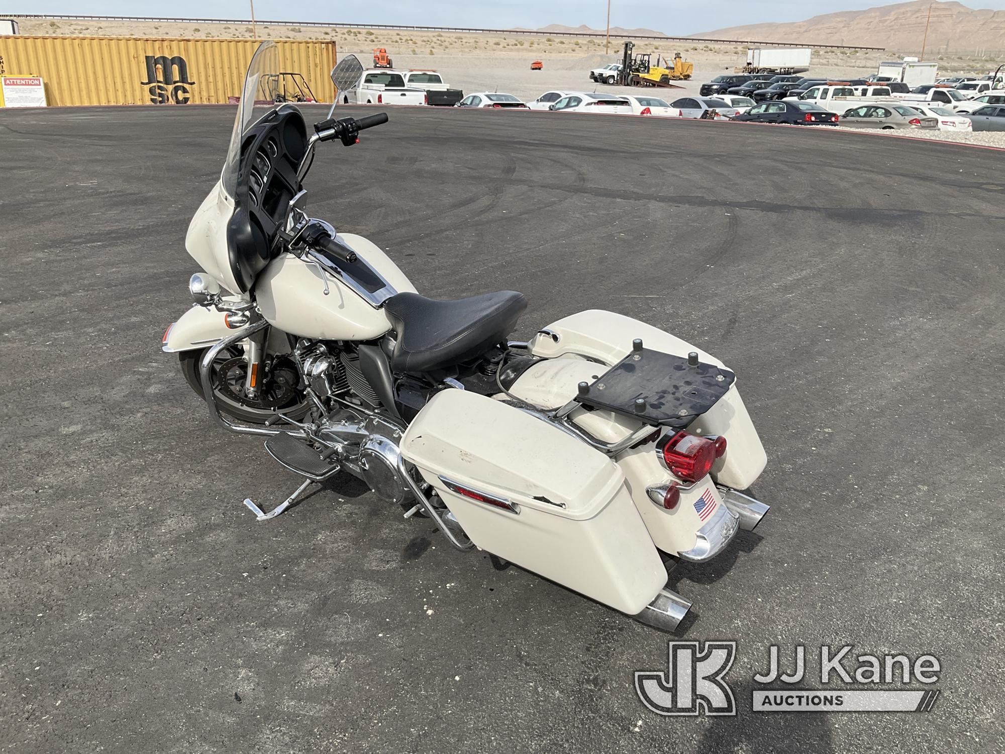 (Las Vegas, NV) 2018 Harley-Davidson FLHTP Police Jump To Start, Runs & Moves