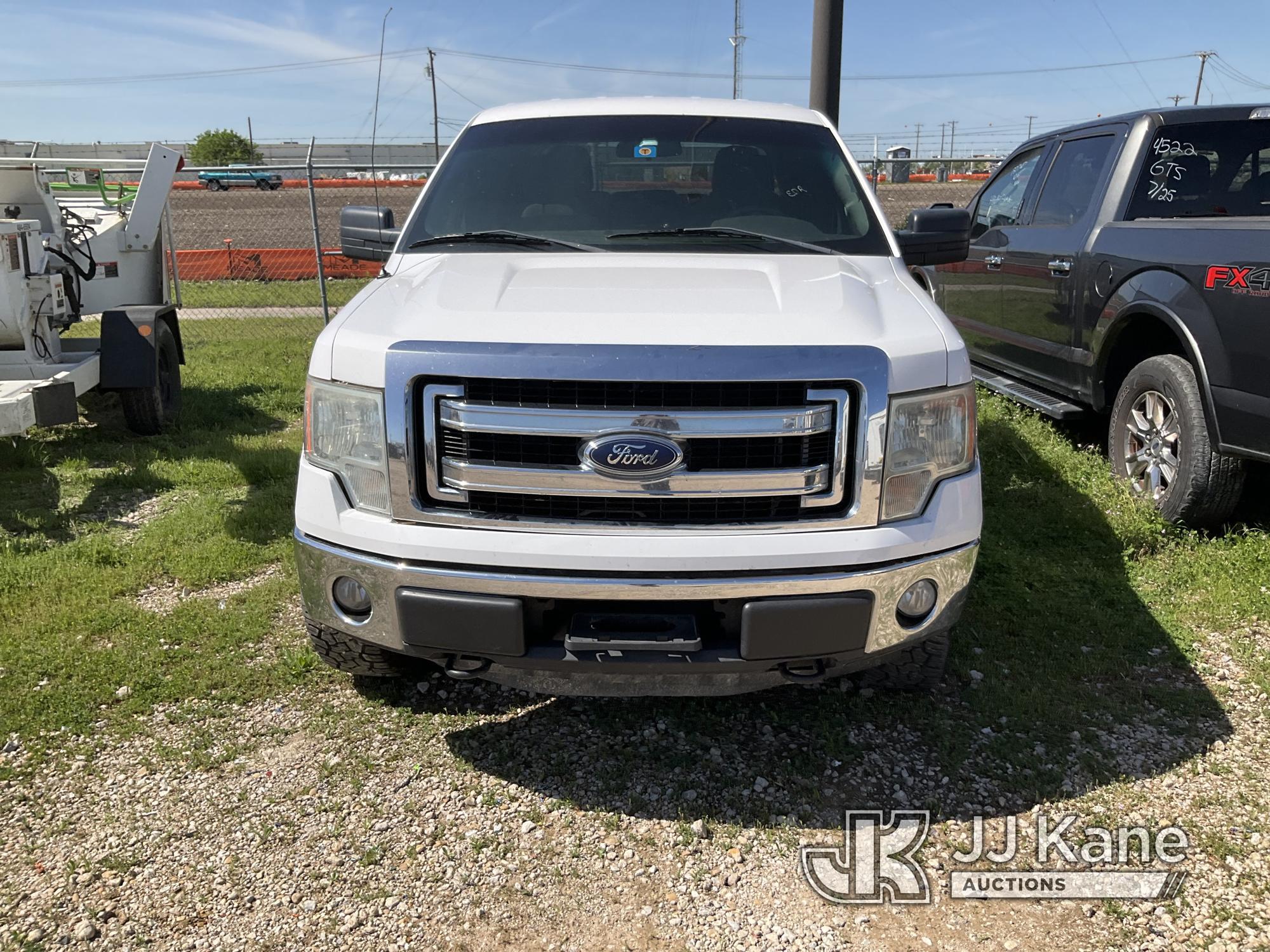 (Waxahachie, TX) 2014 Ford F150 4x4 Crew-Cab Pickup Truck Not Running, Condition Unknown