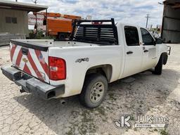 (San Antonio, TX) 2013 Chevrolet Silverado 1500 4x4 Crew-Cab Pickup Truck Runs Rough & Moves) (Jump