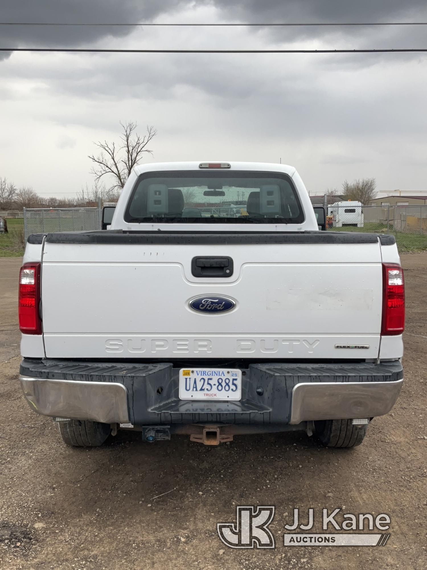 (South Beloit, IL) 2015 Ford F250 4x4 Extended-Cab Pickup Truck Runs & Moves) (Rough Idle, Check Eng