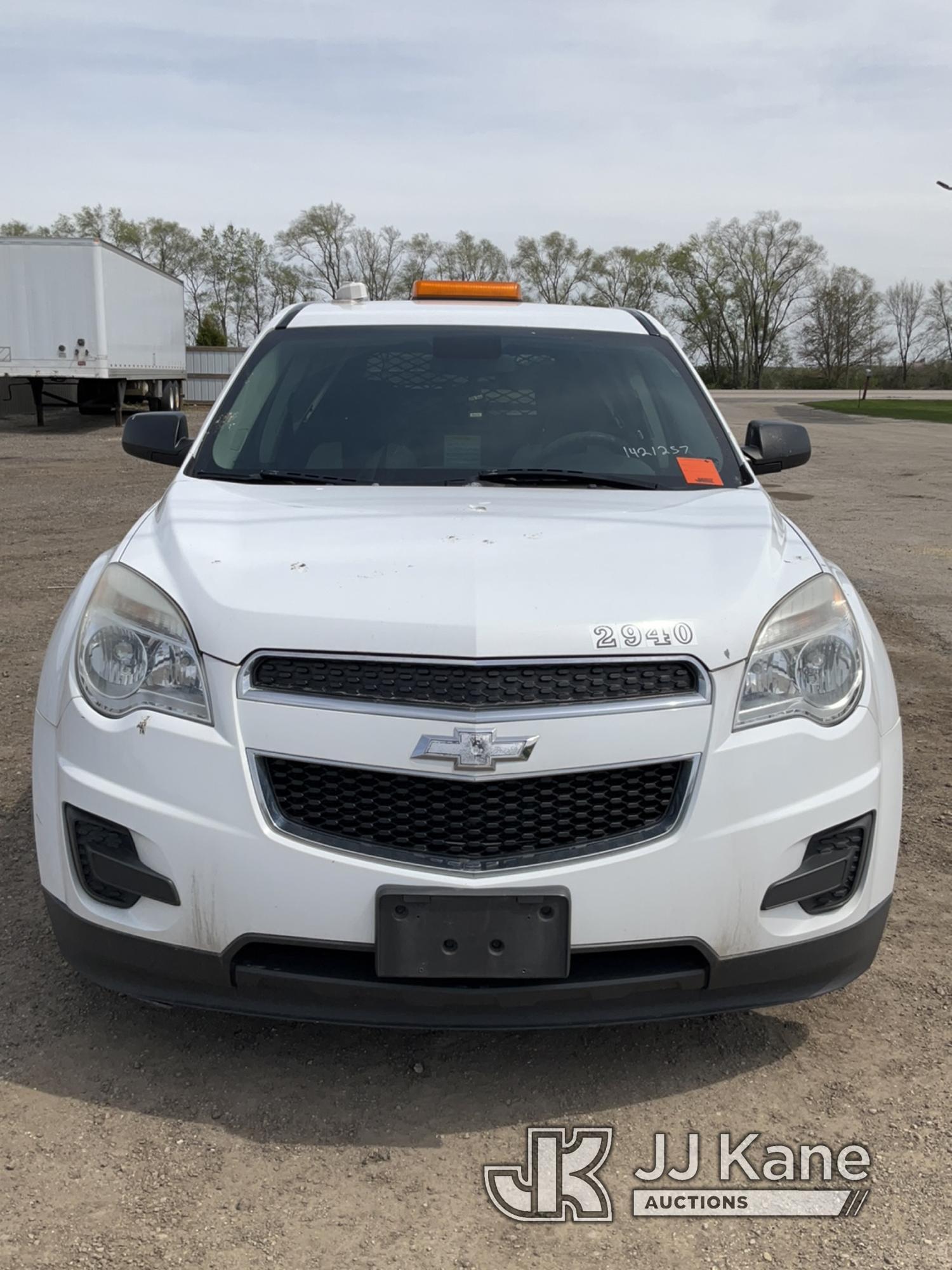 (South Beloit, IL) 2014 Chevrolet Equinox AWD 4-Door Sport Utility Vehicle Runs & Moves) (Paint Dama