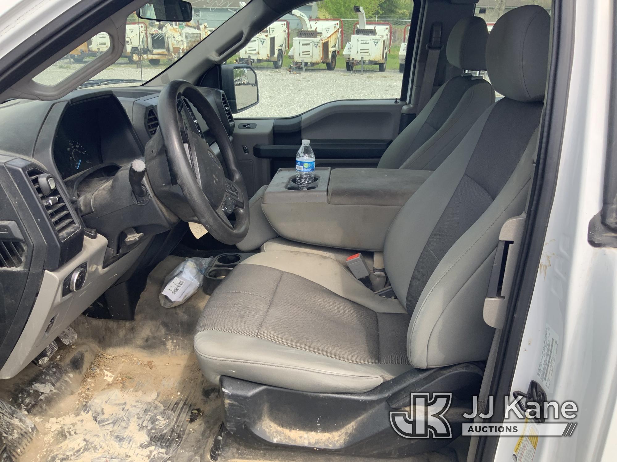 (Hawk Point, MO) 2019 Ford F150 Extended-Cab Pickup Truck Runs Rough & Moves) (Check Engine Light On