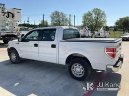 (Azle, TX) 2014 Ford F150 Crew-Cab Pickup Truck Runs & Moves) (Paint Damage, Windshield Chipped, Coo