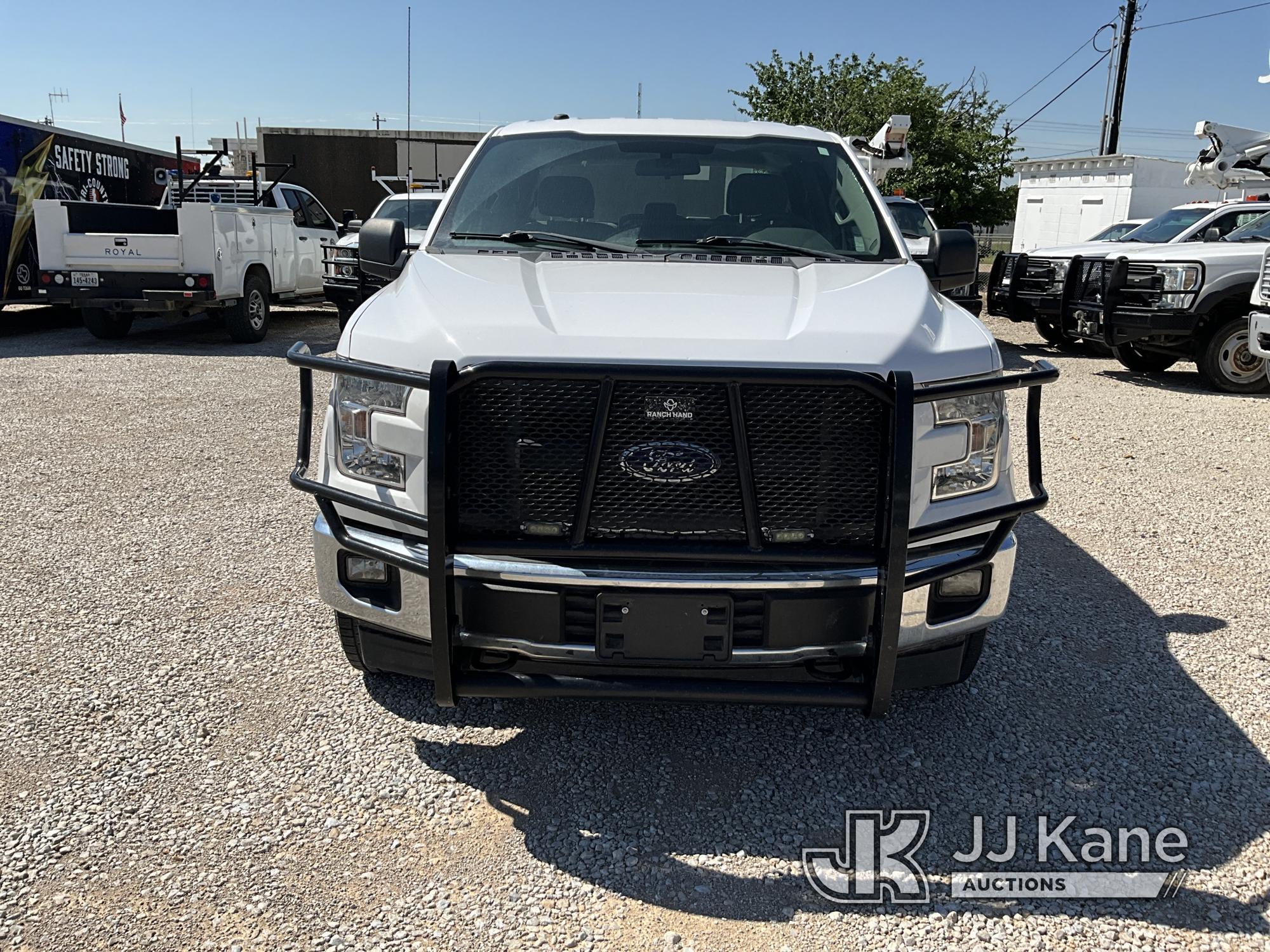 (Azle, TX) 2017 Ford F150 4x4 Crew-Cab Pickup Truck Runs & Moves) (Engine Whines Intermittently, Dri