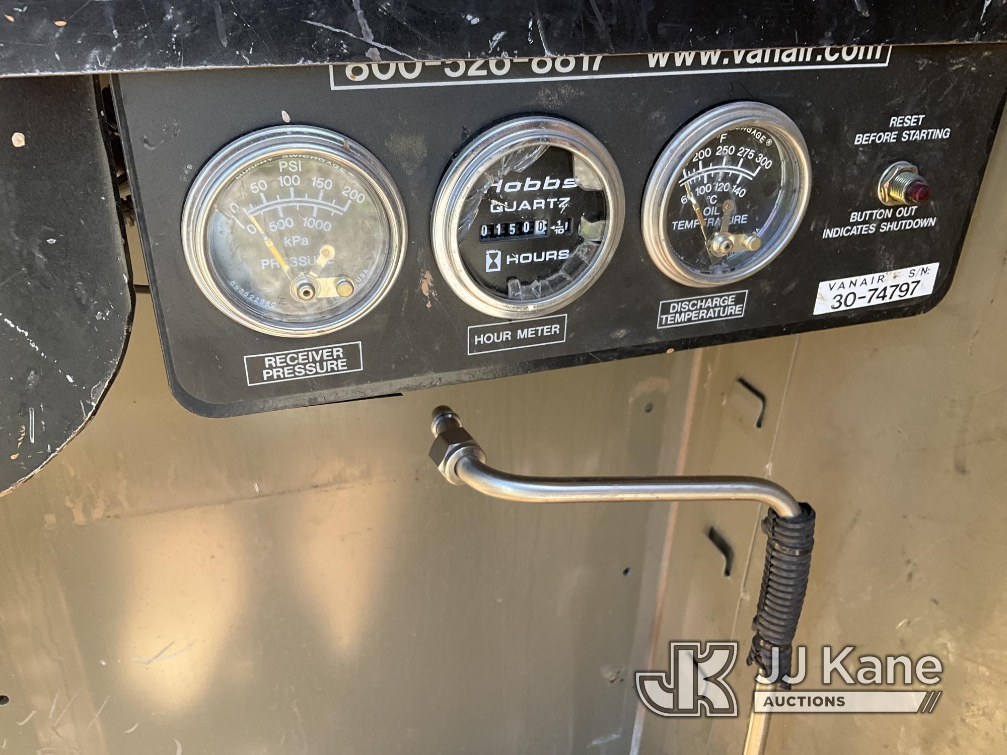 (Kansas City, MO) 2010 Freightliner M2 106 Utility Truck Runs) (Jump to Start, Transmission Not Shif