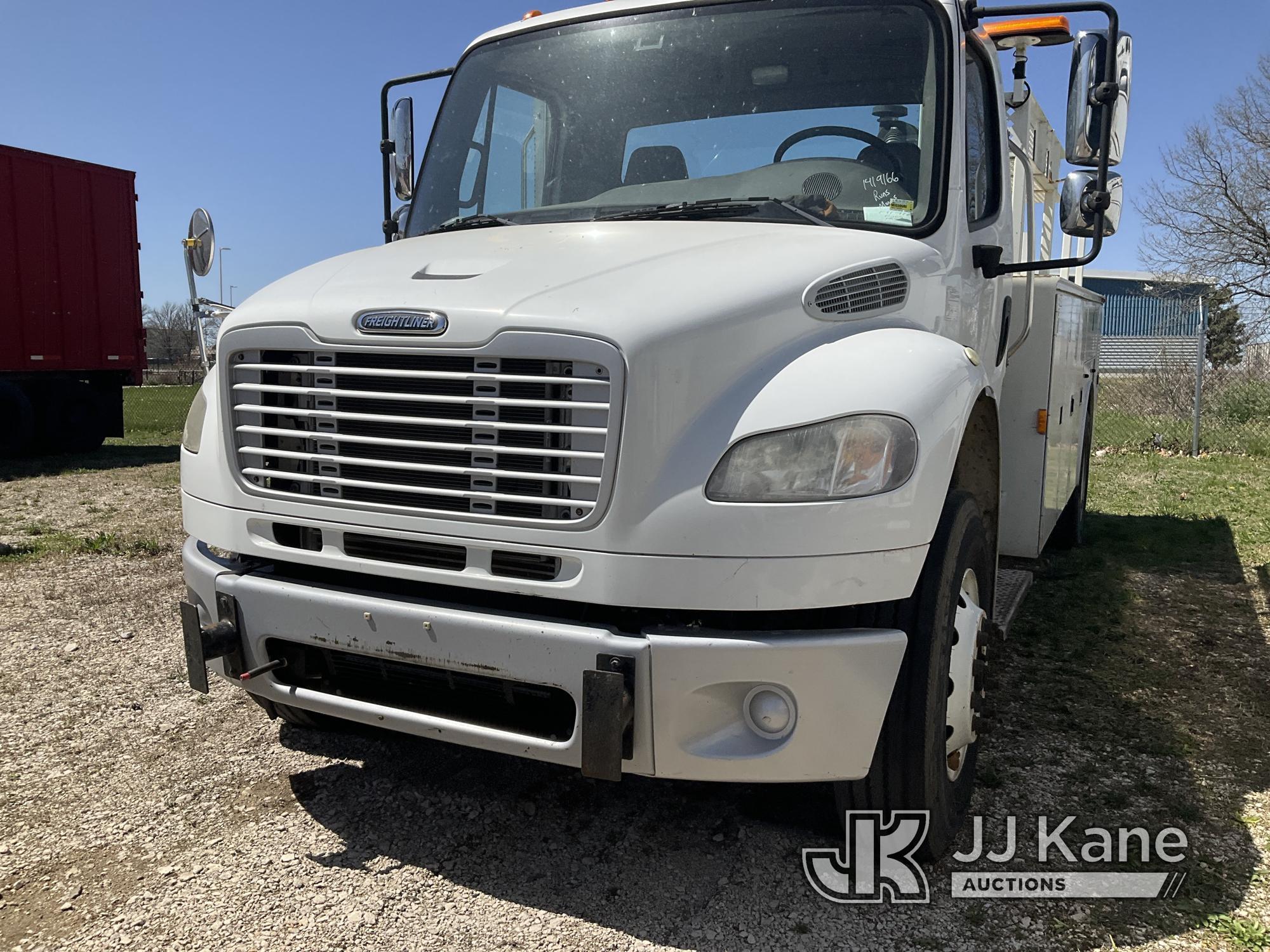 (Kansas City, MO) 2010 Freightliner M2 106 Utility Truck Runs) (Jump to Start, Transmission Not Shif