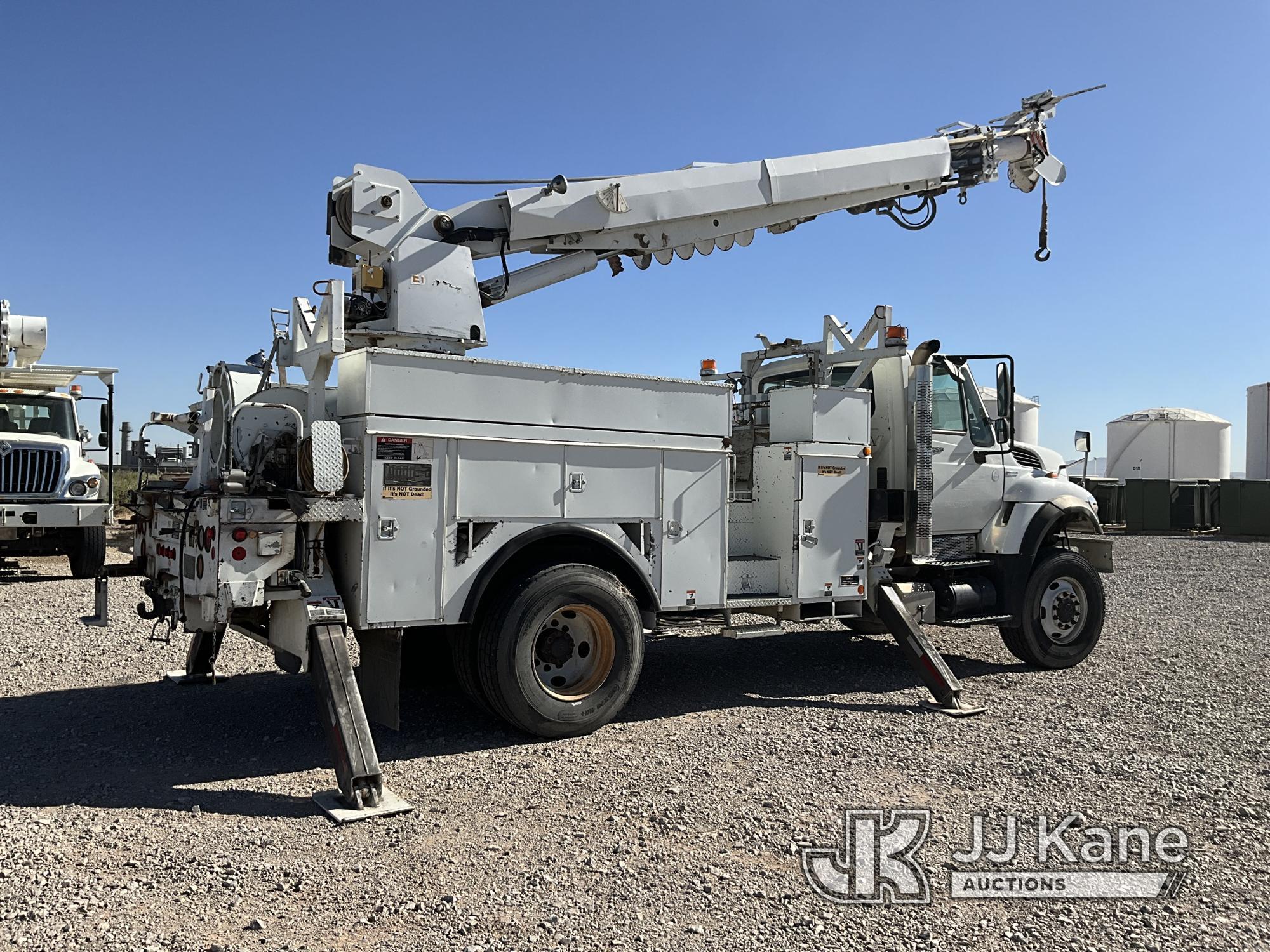 (El Paso, TX) Altec DM47TR, Digger Derrick rear mounted on 2008 International 7400 4x4 Utility Truck