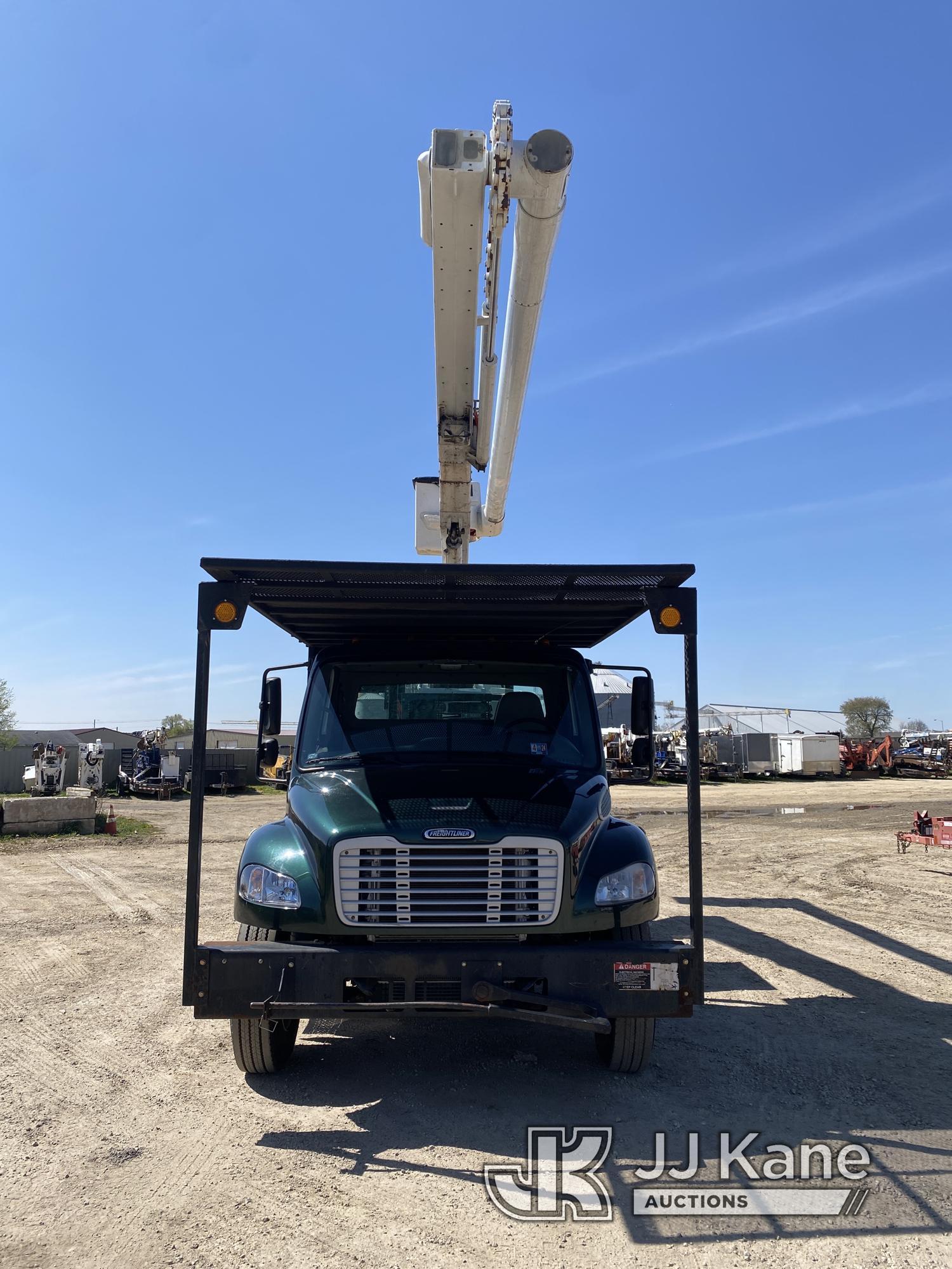 (South Beloit, IL) Altec LR760-E70, Over-Center Elevator Bucket Truck rear mounted on 2015 Freightli