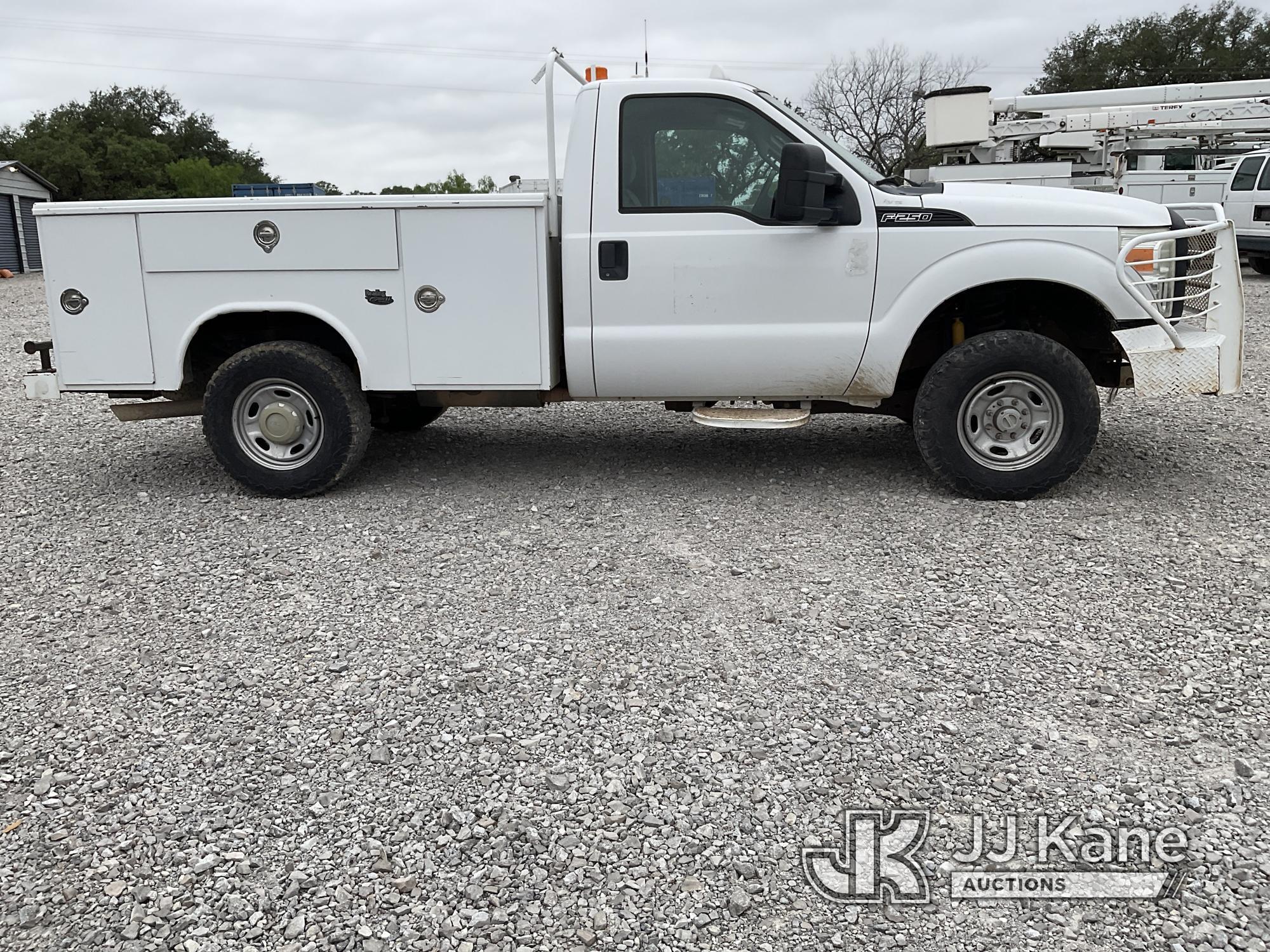 (Johnson City, TX) 2012 Ford F250 4x4 Service Truck, , Cooperative owned and maintained Runs and Mov