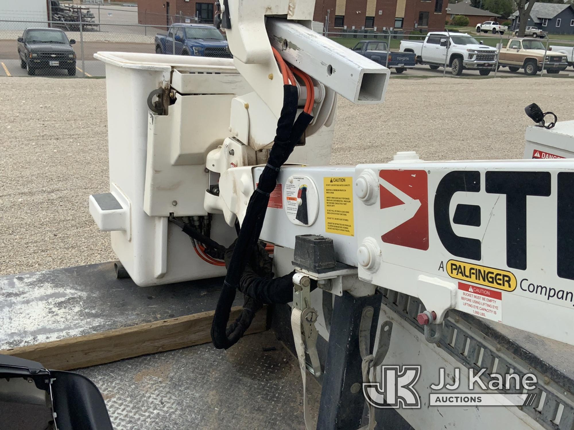 (Dighton, KS) ETI ETCMH40IH, Articulating & Telescopic Material Handling Bucket Truck mounted behind